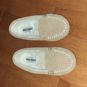 Minnetonka house slippers